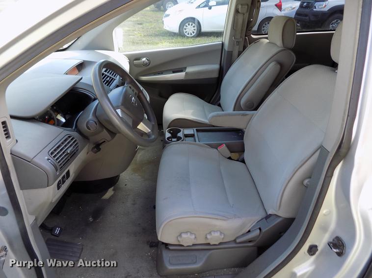 image for item DY9081 2008 Nissan Quest van