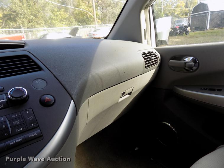 image for item DY9081 2008 Nissan Quest van