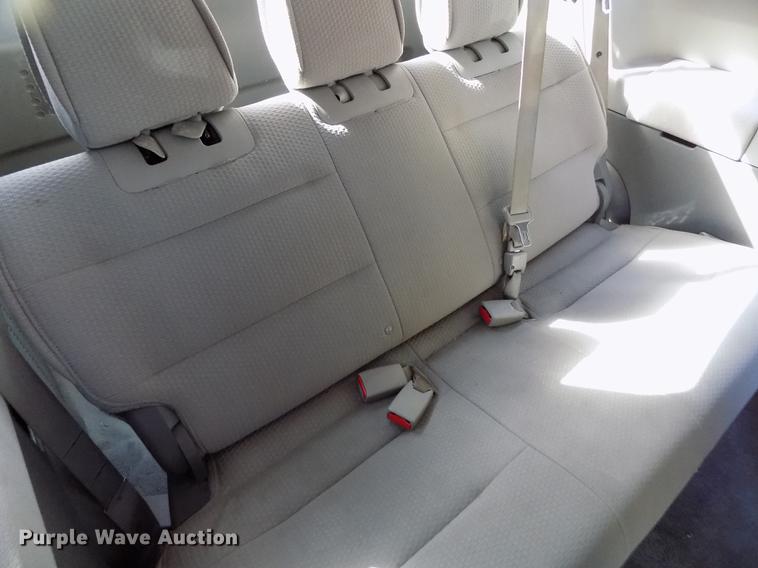 image for item DY9081 2008 Nissan Quest van