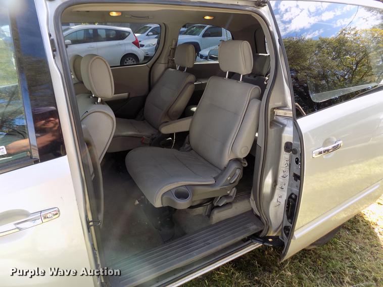 image for item DY9081 2008 Nissan Quest van