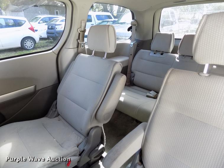 image for item DY9081 2008 Nissan Quest van