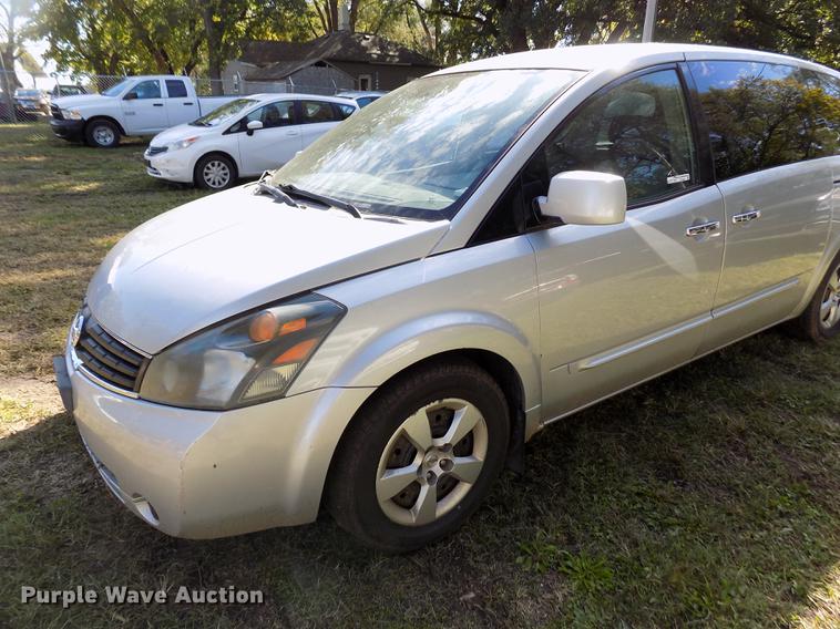 image for item DY9081 2008 Nissan Quest van