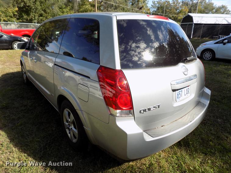 image for item DY9081 2008 Nissan Quest van