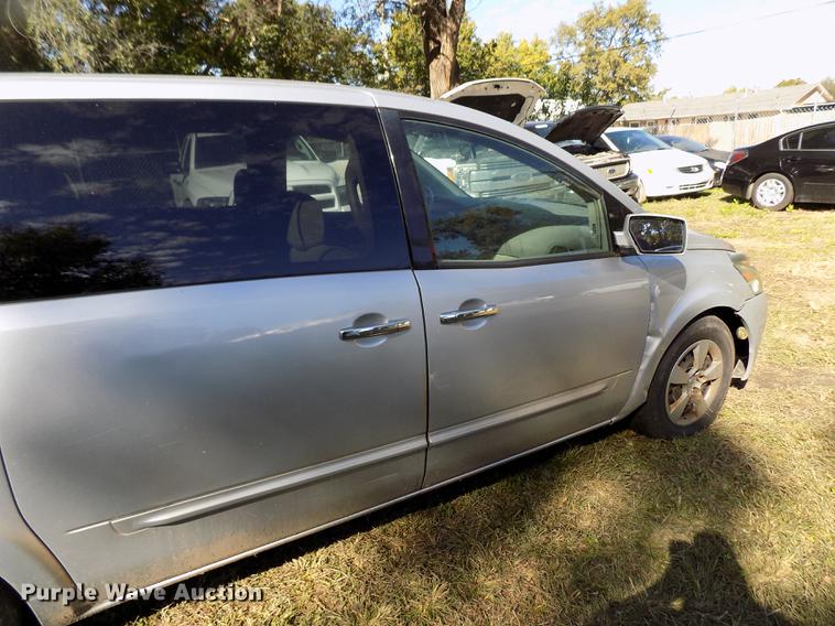 image for item DY9081 2008 Nissan Quest van