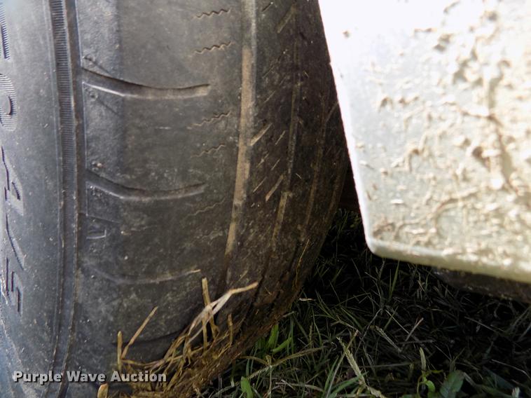 image for item DY9081 2008 Nissan Quest van