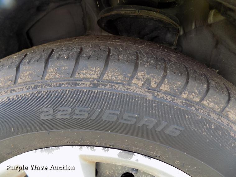 image for item DY9081 2008 Nissan Quest van