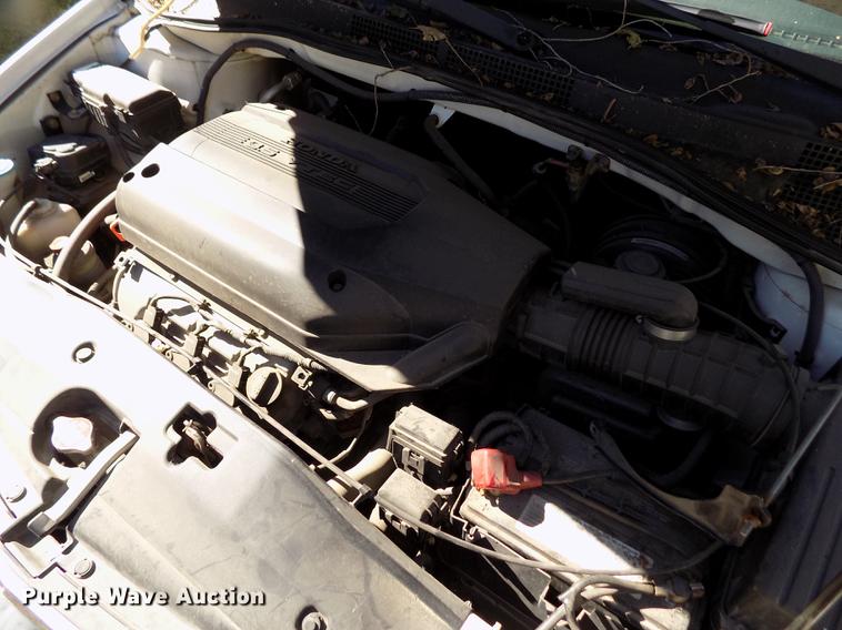 image for item DY9083 2004 Honda Odyssey van