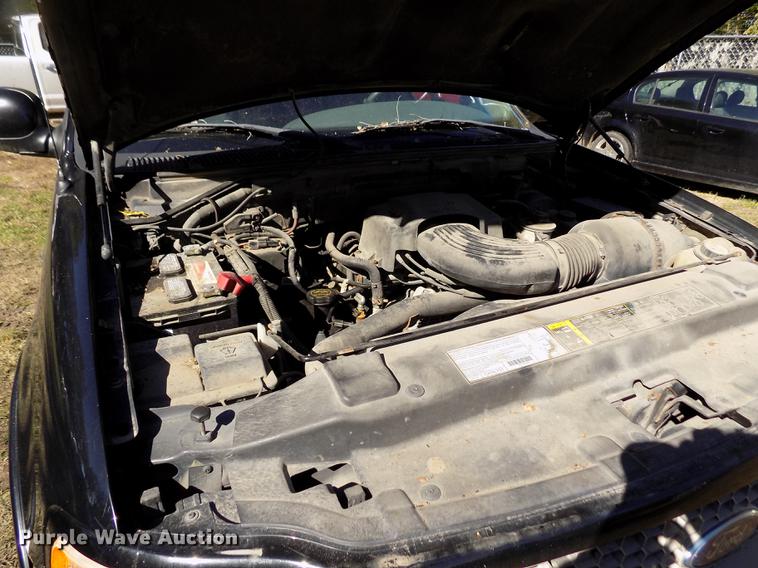 image for item DY9084 2003 Ford F150 XLT SuperCab pickup truck