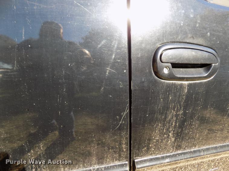 image for item DY9084 2003 Ford F150 XLT SuperCab pickup truck