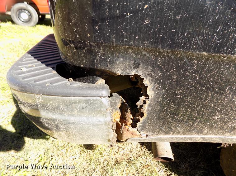 image for item DY9084 2003 Ford F150 XLT SuperCab pickup truck