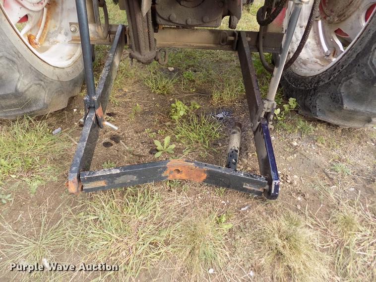 image for item DY9085 Farmall 450 tractor