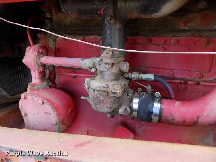 image for item DY9085 Farmall 450 tractor