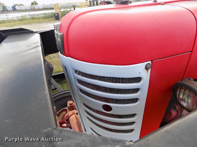 image for item DY9085 Farmall 450 tractor