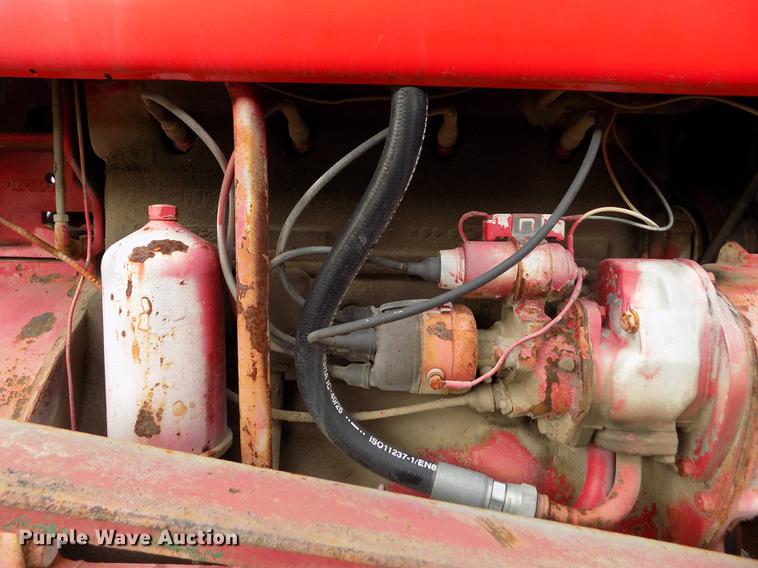 image for item DY9085 Farmall 450 tractor