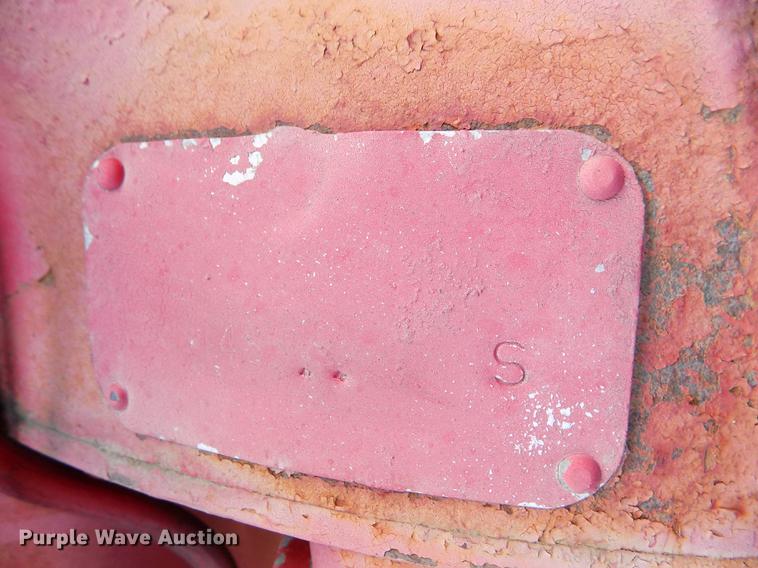 image for item DY9085 Farmall 450 tractor