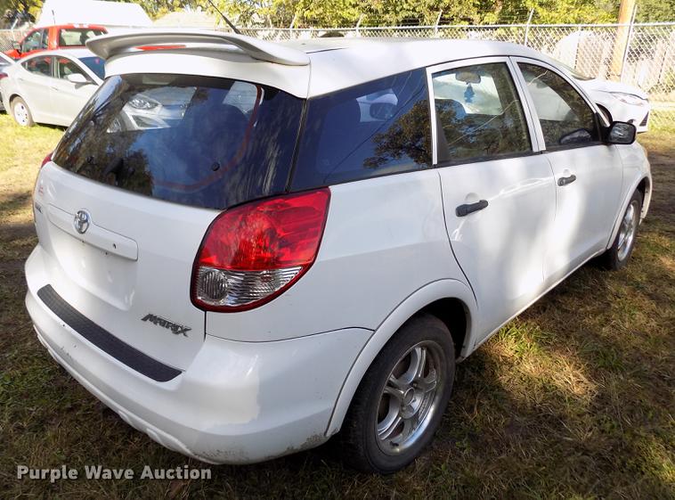 image for item DY9086 2004 Toyota Matrix
