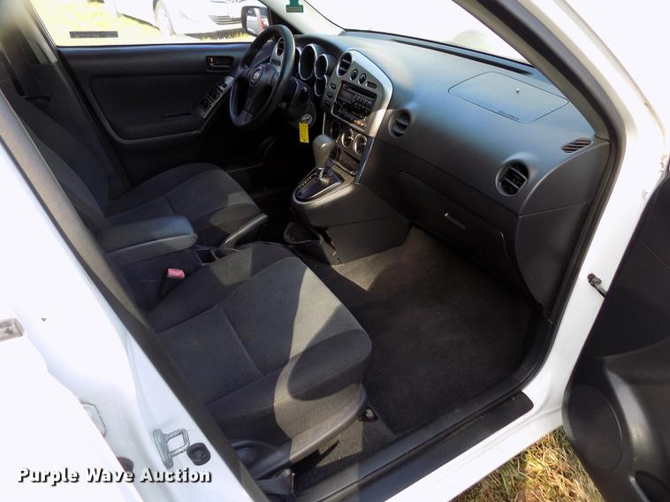 image for item DY9086 2004 Toyota Matrix