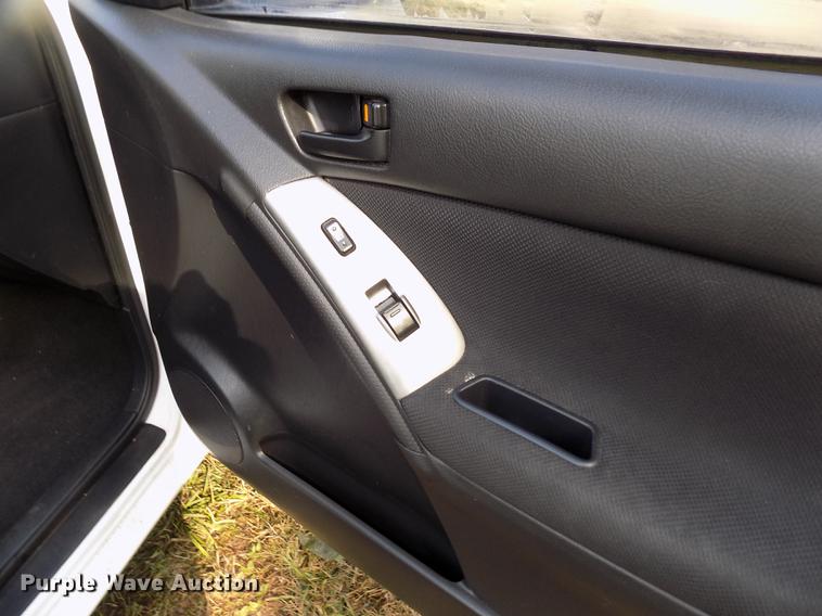 image for item DY9086 2004 Toyota Matrix