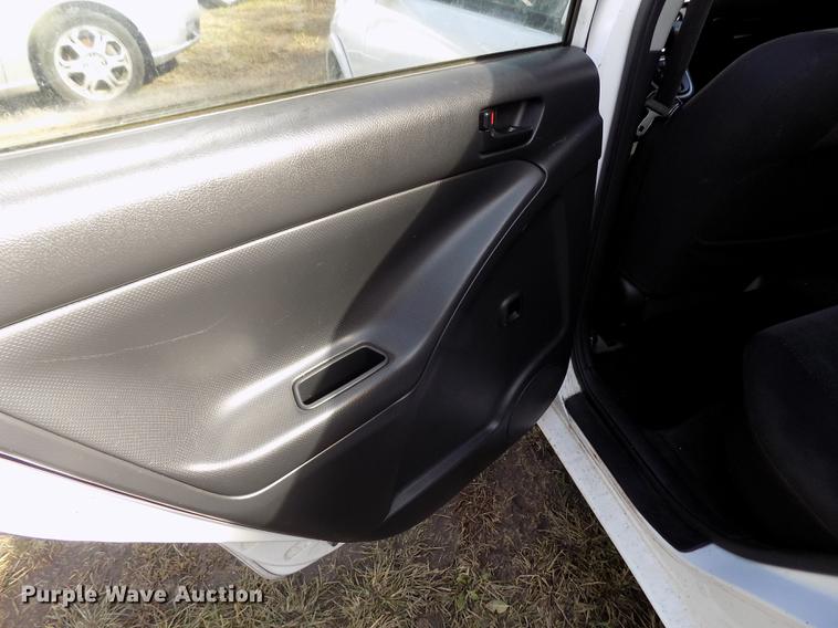 image for item DY9086 2004 Toyota Matrix