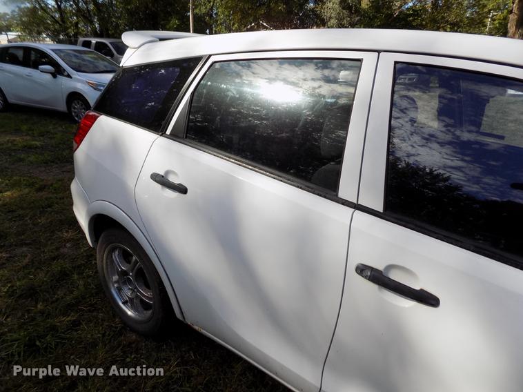 image for item DY9086 2004 Toyota Matrix