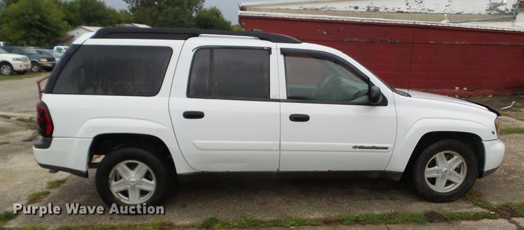 image for item DZ9432 2003 Chevrolet TrailBlazer EXT SUV