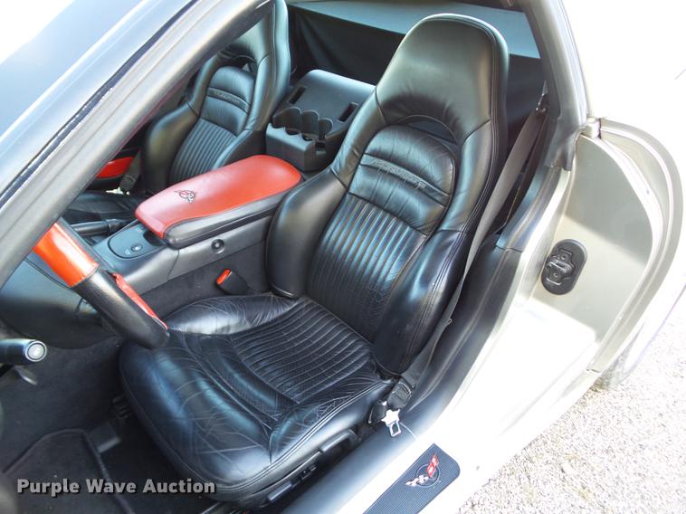 image for item DZ9459 2001 Chevrolet Corvette