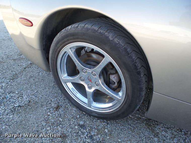 image for item DZ9459 2001 Chevrolet Corvette