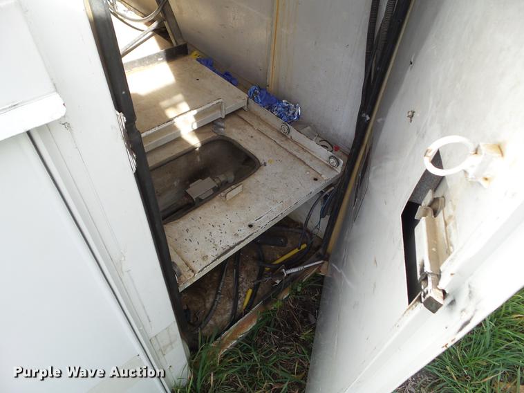 image for item DZ9465 Altec utility bed