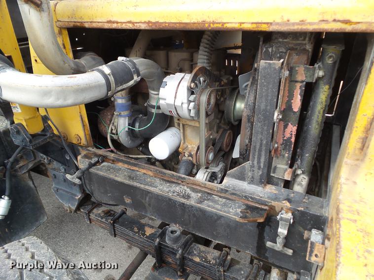 image for item DZ9466 Champ 530-70 forklift