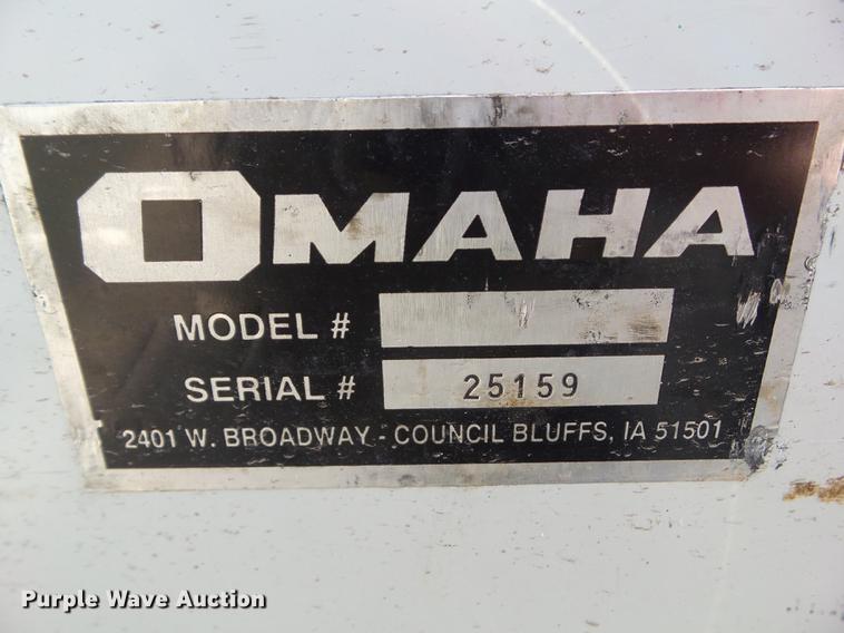 image for item DZ9472 2001 Ford F350 Super Duty utility bed pickup truck