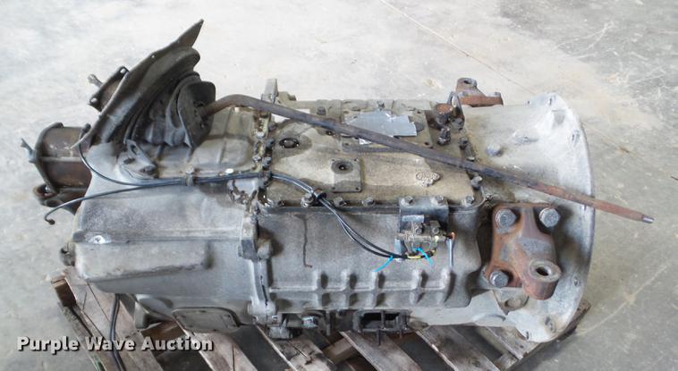 image for item DZ9473 Mack E6350 six cylinder turbo diesel engine