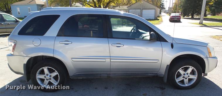 image for item DZ9474 2005 Chevrolet Equinox LT SUV