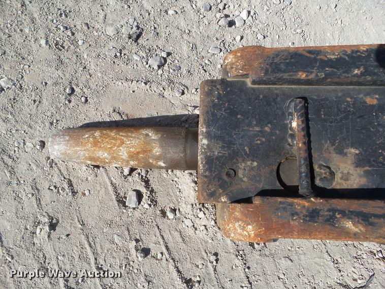 image for item DZ9488 Bobcat 2570 breaker
