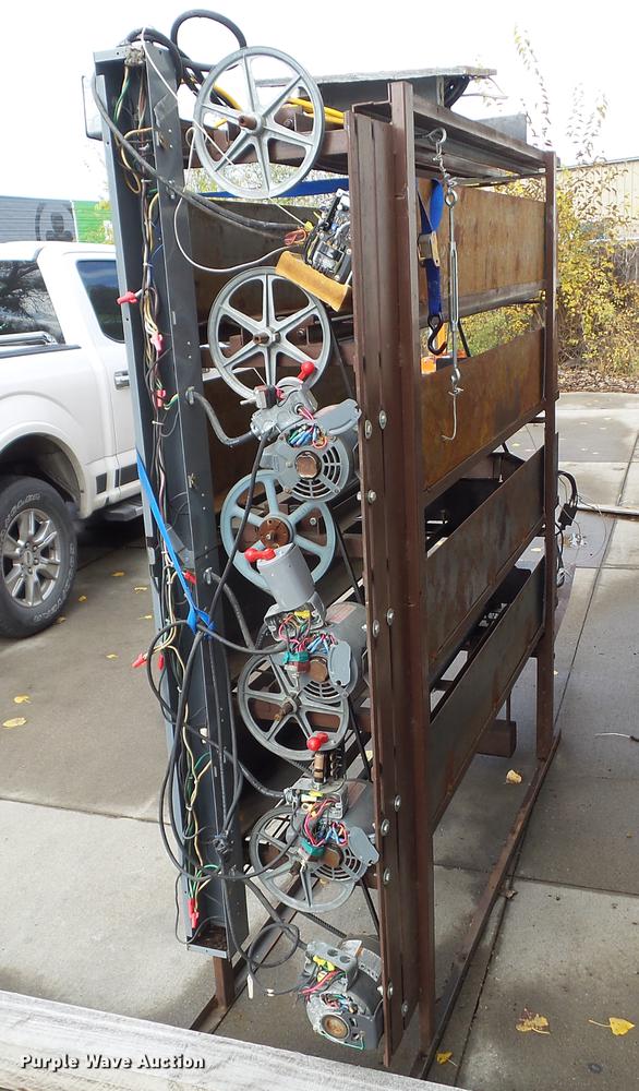 image for item DZ9491 (4) Firewood vending machines