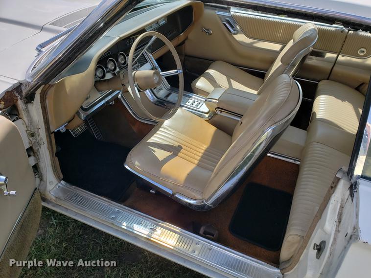 image for item EF9862 1964 Ford Thunderbird