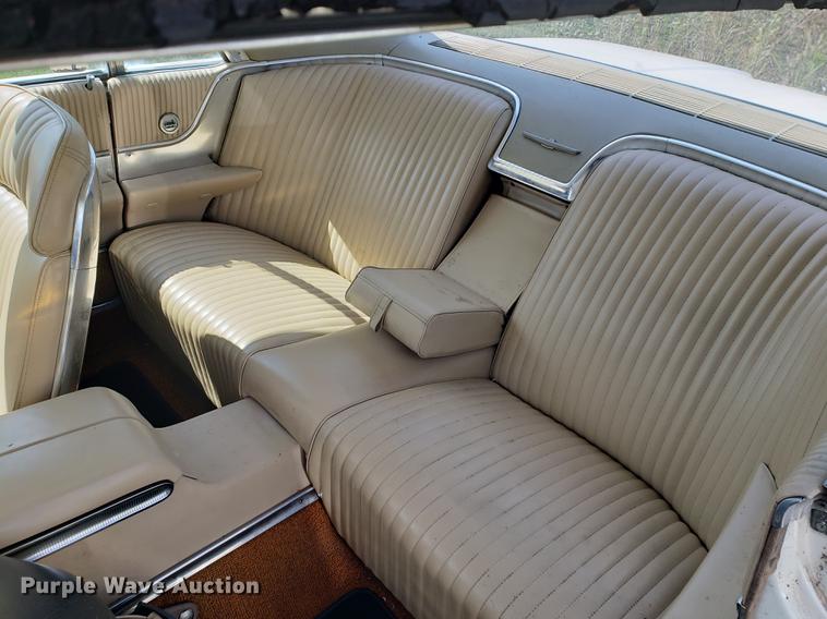 image for item EF9862 1964 Ford Thunderbird