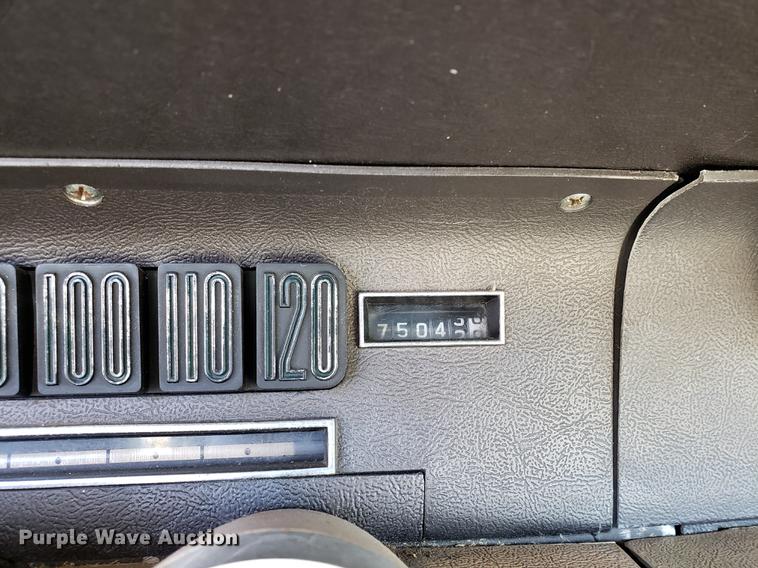 image for item EF9862 1964 Ford Thunderbird