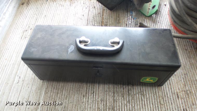 image for item EH9037 Truck accessories