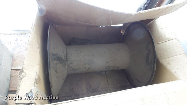 image for item EH9037 Truck accessories