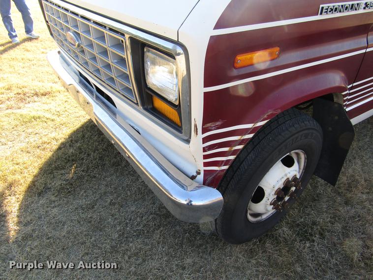 image for item EH9313 1989 Ford Econoline E350 El Dorado bus