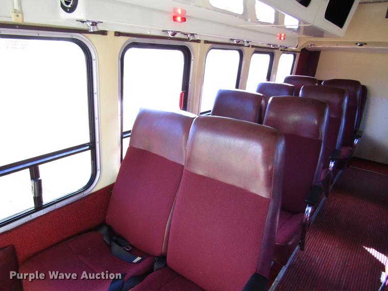 image for item EH9313 1989 Ford Econoline E350 El Dorado bus