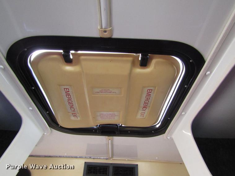 image for item EH9313 1989 Ford Econoline E350 El Dorado bus