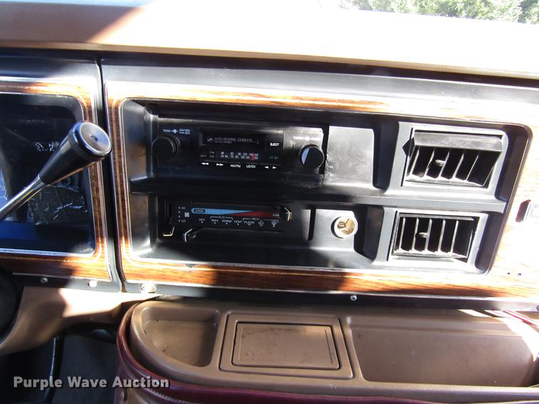 image for item EH9313 1989 Ford Econoline E350 El Dorado bus