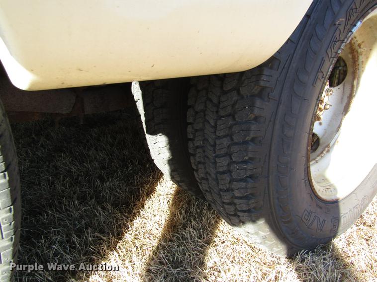 image for item EH9313 1989 Ford Econoline E350 El Dorado bus