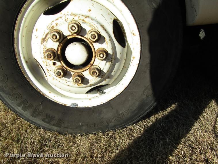 image for item EH9313 1989 Ford Econoline E350 El Dorado bus