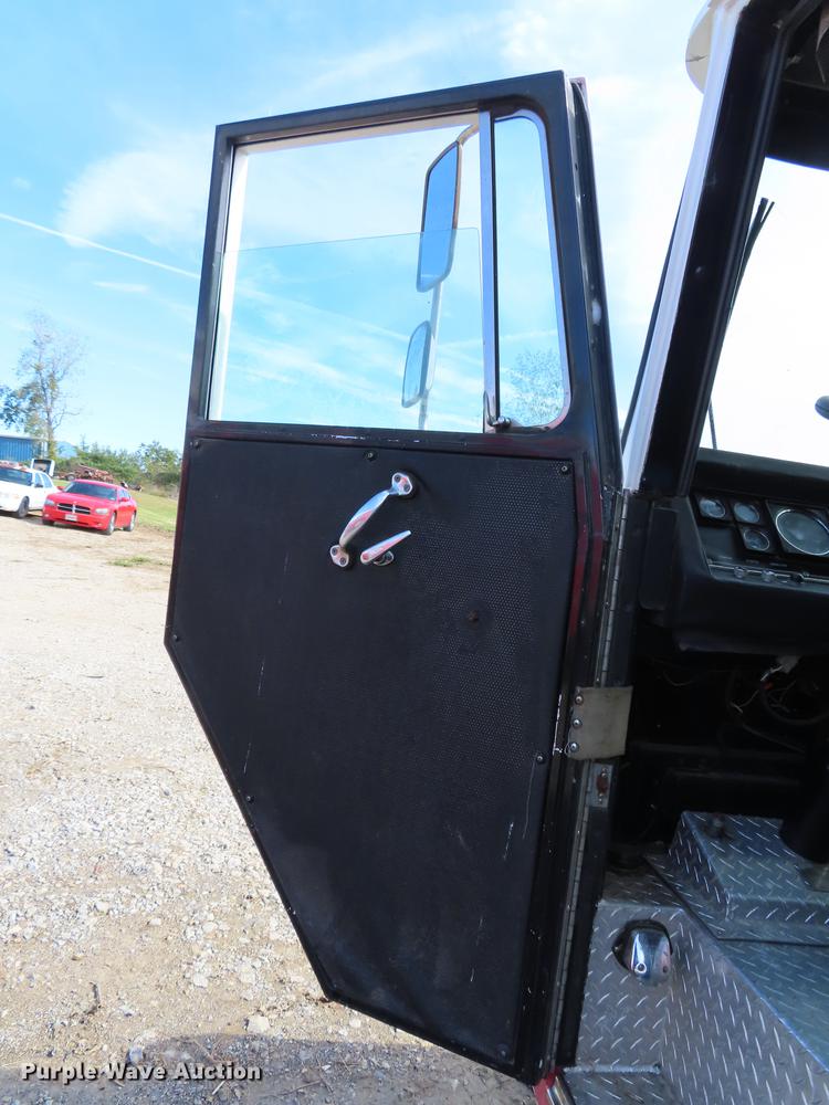 image for item EI9998 1982 Pierce Arrow V-1324M fire truck