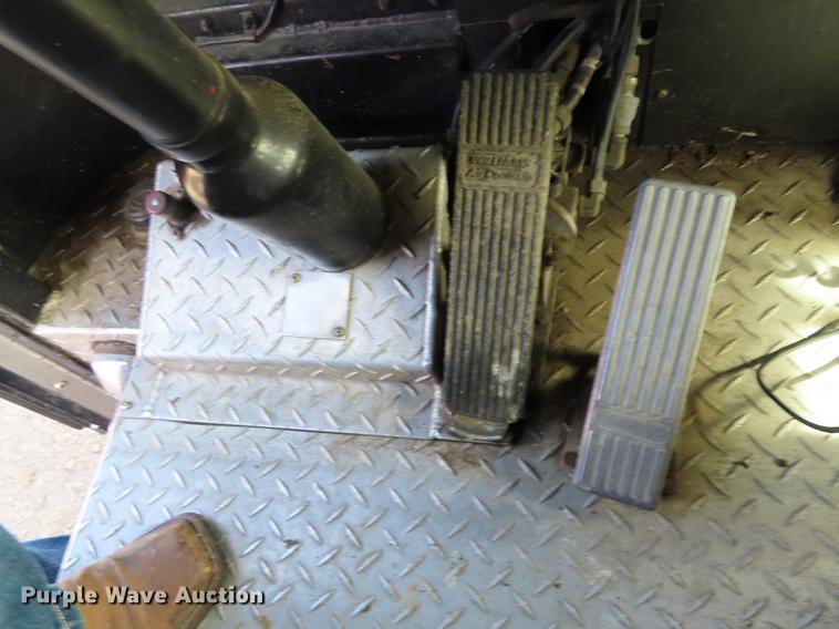 image for item EI9998 1982 Pierce Arrow V-1324M fire truck