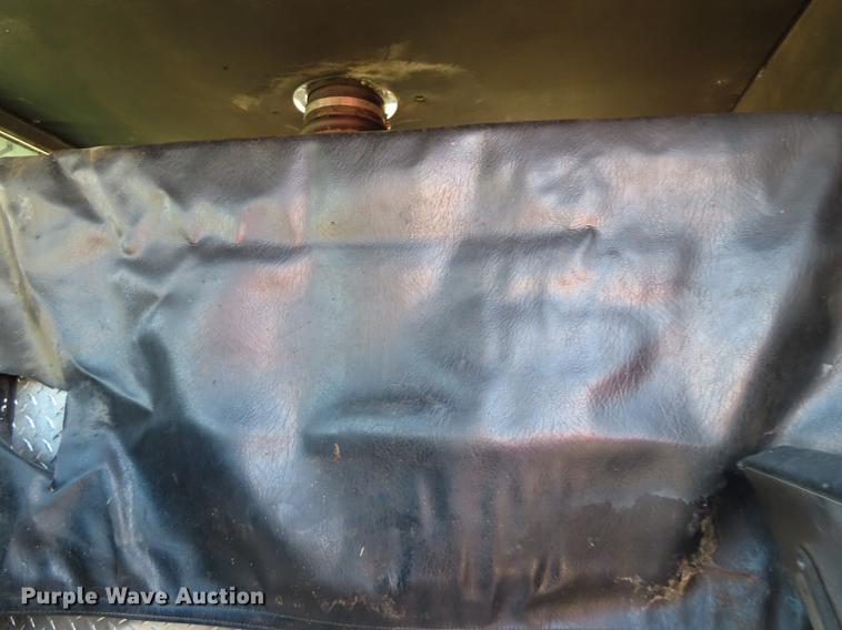 image for item EI9998 1982 Pierce Arrow V-1324M fire truck