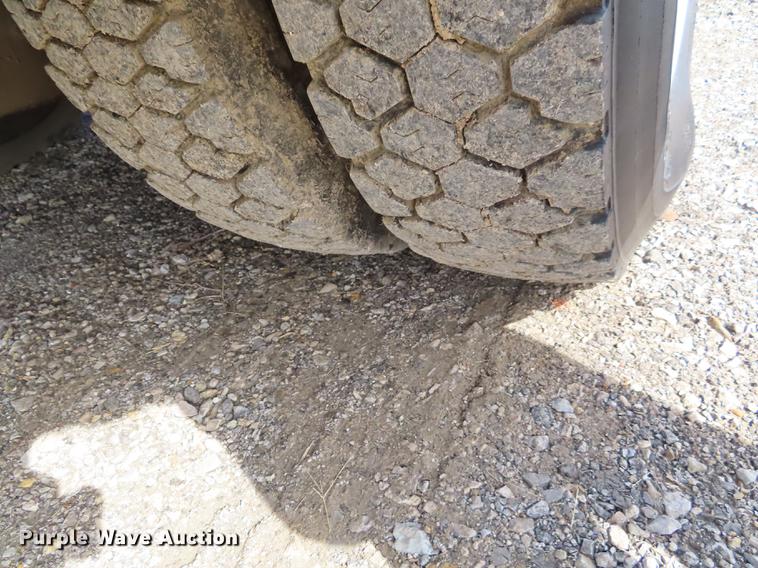 image for item EI9998 1982 Pierce Arrow V-1324M fire truck