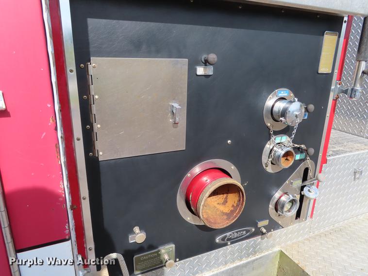 image for item EI9998 1982 Pierce Arrow V-1324M fire truck